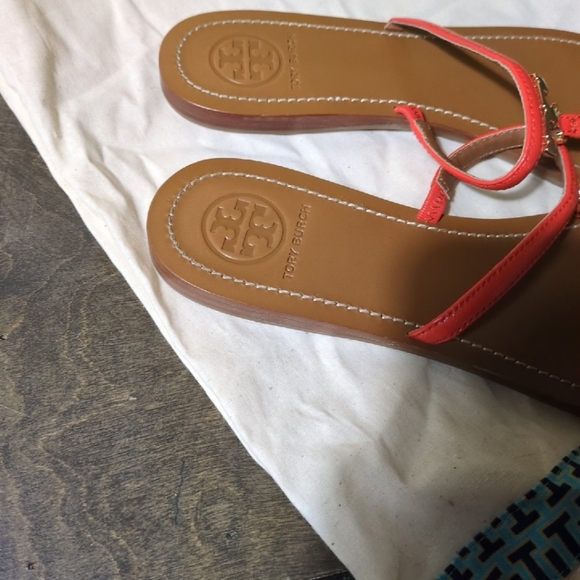 Tory Burch Red and Tan Sandals - Picture 2 of 5